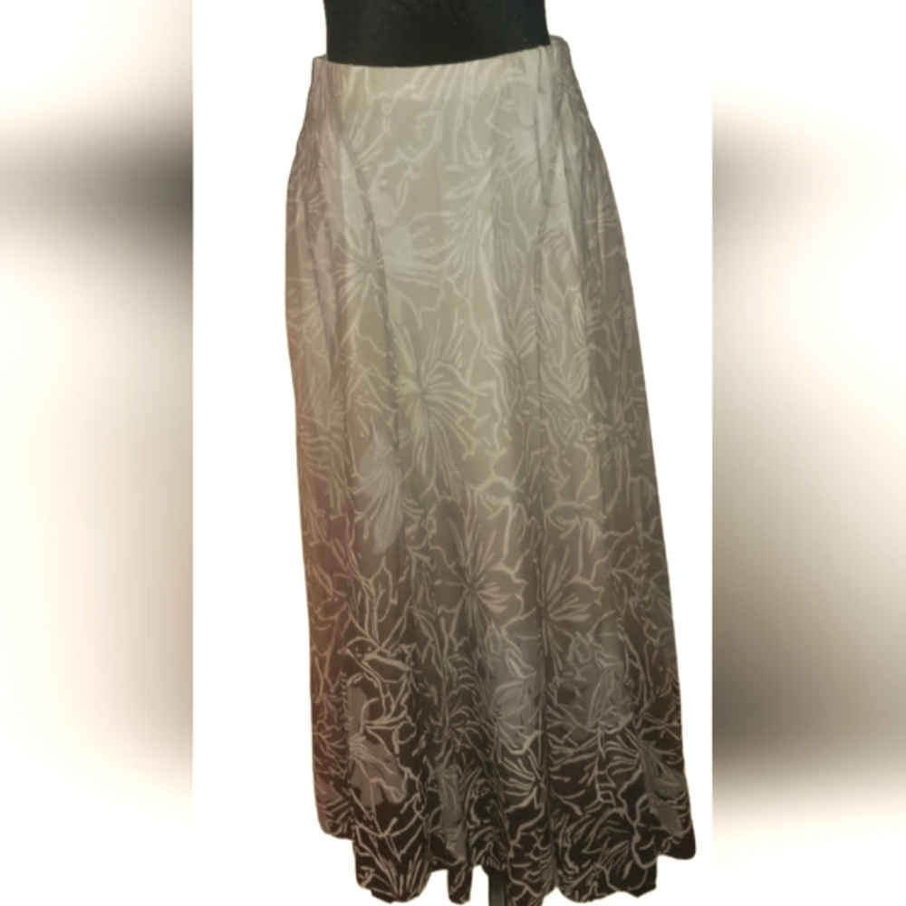 Lovely Coldwater Creek midi skirt. SOLD